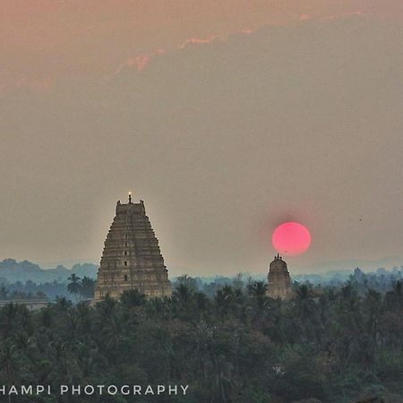 Thilak Home Stay Hampi Exterior foto